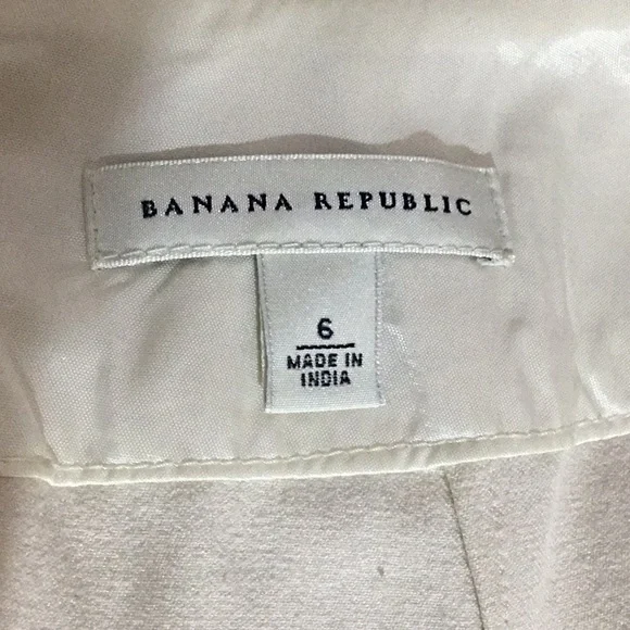 Banana Republic pencil skirt w/front pockets, back zipper, creamy white, size 6 - Picture 5 of 7